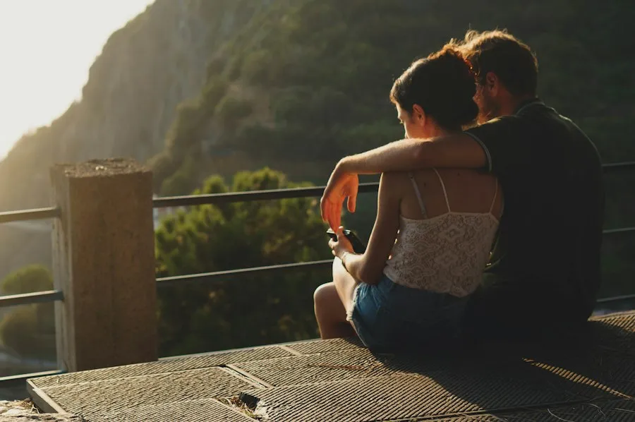 Photo long distance relationship mistakes